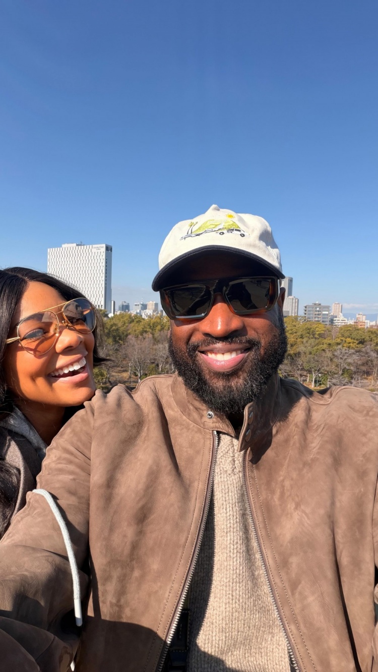 韦德与妻子同游日本：若你俩感情不是真的好 根本没法两周待一块